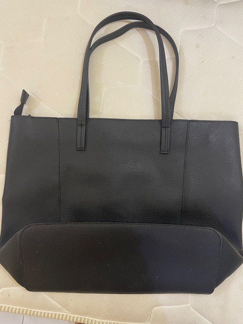 TERRANOVA TOTE BAG Women s Fashion Bags Wallets Shoulder Bags on Carousell
