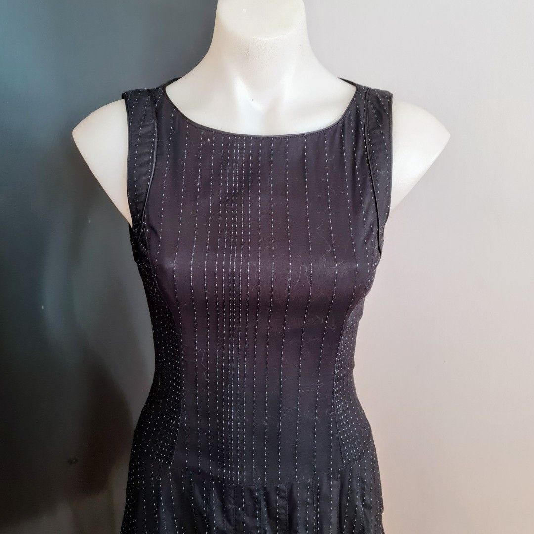 Women s size 8 CUE Gorgeous black stitch stripe cotton fit and flare dress EUC Women s Fashion Clothes on Carousell