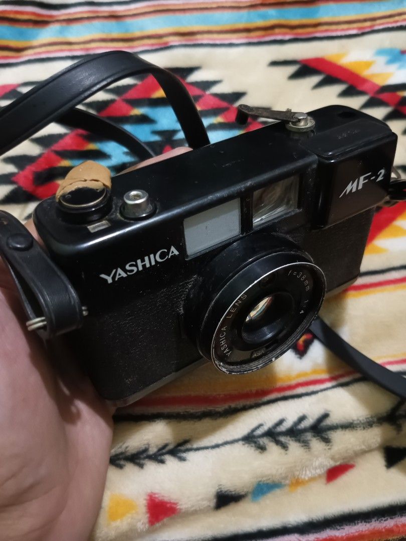 Yashica MF2 film camera defective (Category: Cameras) located in Quezon City. Submitted by markgolveo (Listing ID 1325741260, Image 2). Description: Yashica MF2 film camera defective for parts out repairs display purposes collection untested declaring as defective.