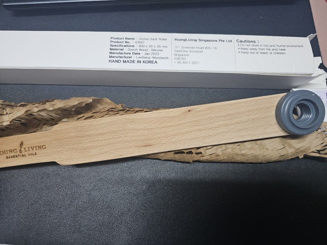 Young living Aroma Roller (Category: Massage Devices) located in Valenzuela. Submitted by scarletangel35 (Listing ID 1325664241, Image 2). Description: brand new with slight tear on the box.