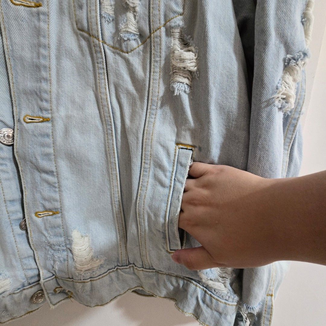 Ripped denim jacket zara clearance