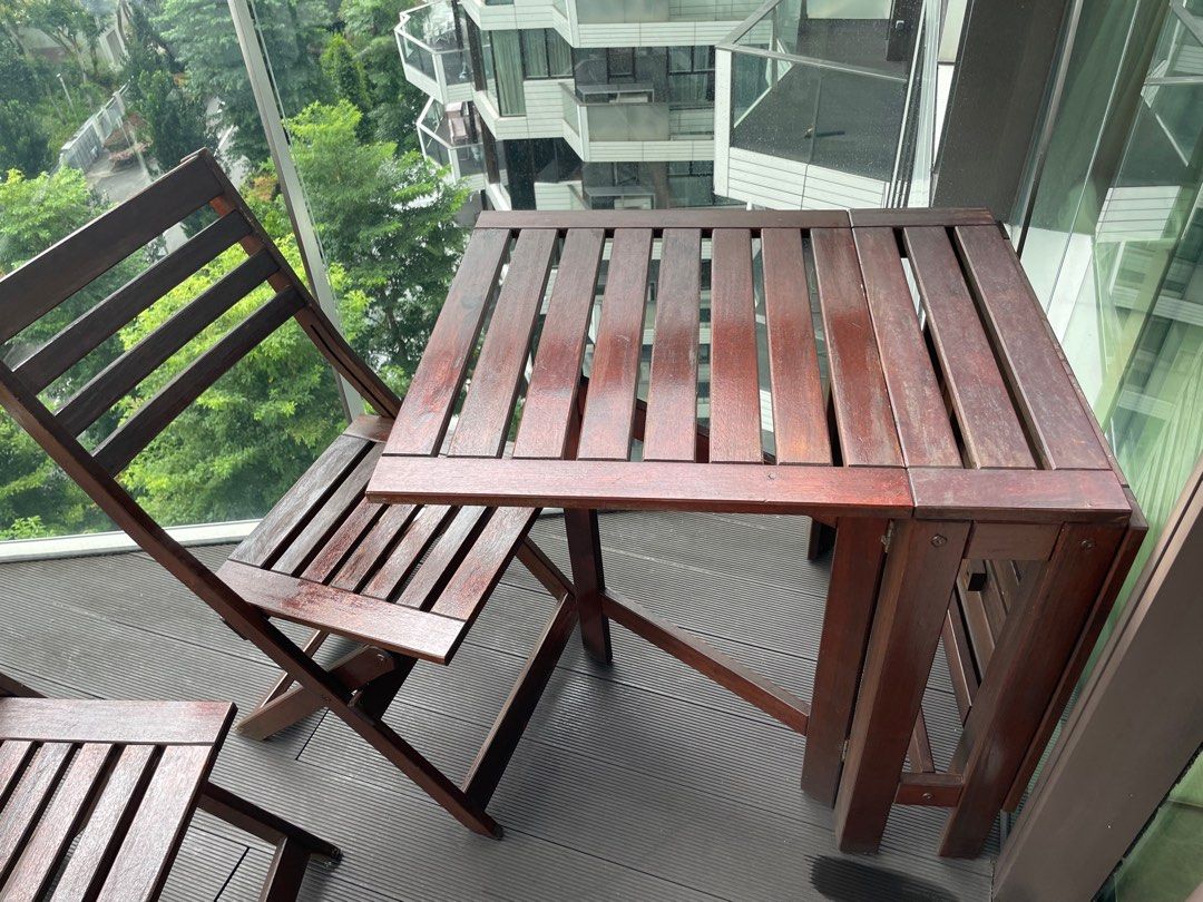 Applaro Ikea outdoor table 2 chairs set