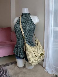 (Category: ) located in . Submitted by naravincollections (Listing ID 1325956771, Image 1). Description: .