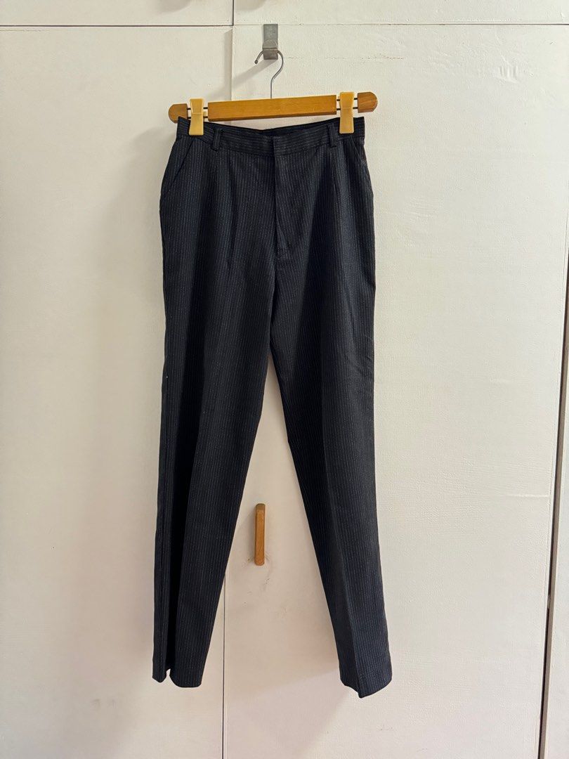 Black striped trouser (Category: Other Bottoms) located in Malabon City. Submitted by moideclutter (Listing ID 1325865589, Image 1). Description: Size 26 Length 38 .