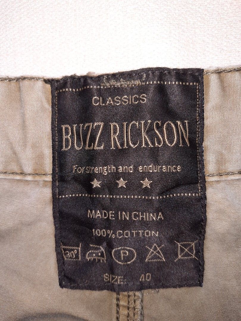 Buzz Rickson Cargo Pants (Category: Trousers) located in Santo Tomas. Submitted by monicasebastian_0520 (Listing ID 1325894087, Image 2). Description: Buzz Rickson Cargo Pants Actual waist 38 Baggy Fit Off Legit Verygood Condition Just 🅿️ Ⓜ️ if INTERESTED Price 1300+sf.