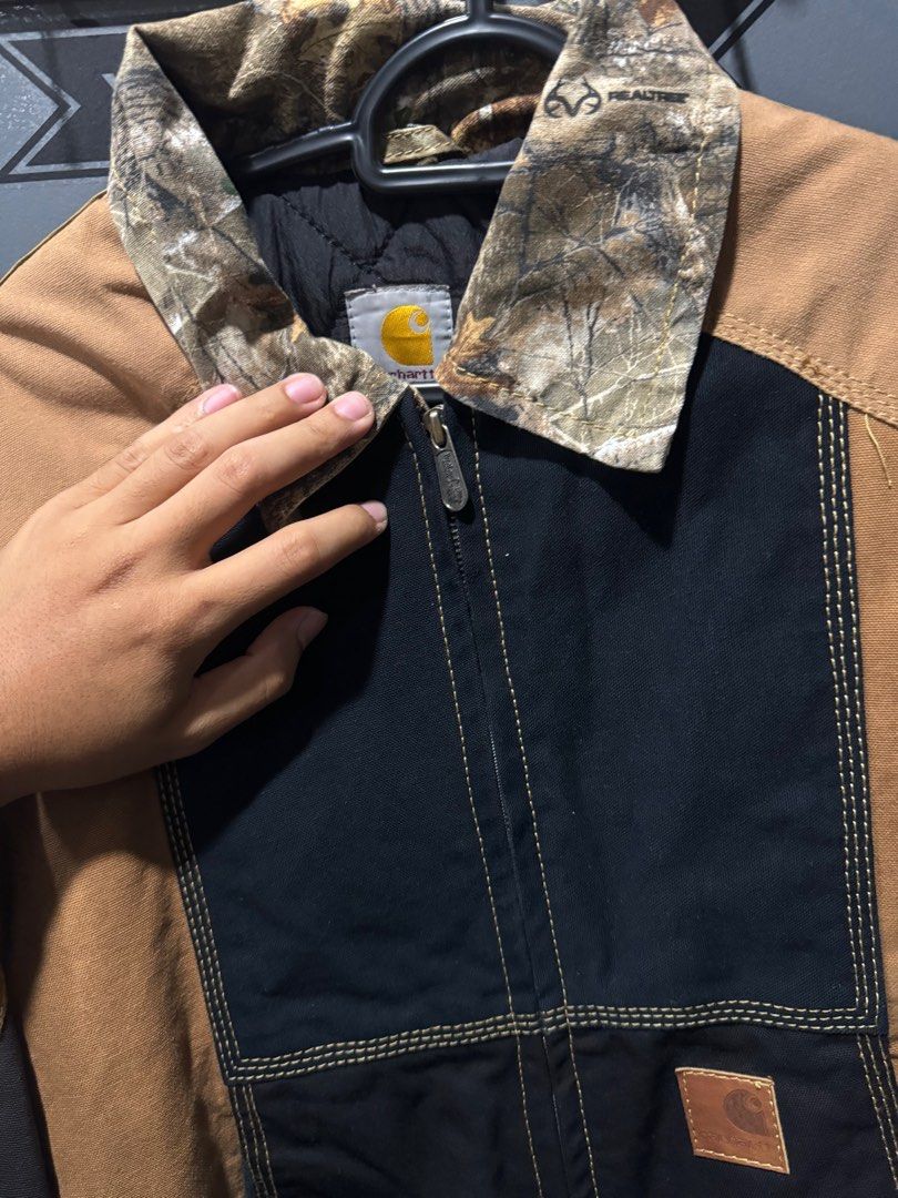 Carhart Rework Jacket, Men's Fashion, Activewear on Carousell