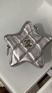 （分類：）位於 。 由 saucerspoon 提交（商品編號 1325855672，圖片 1）。簡介： 。