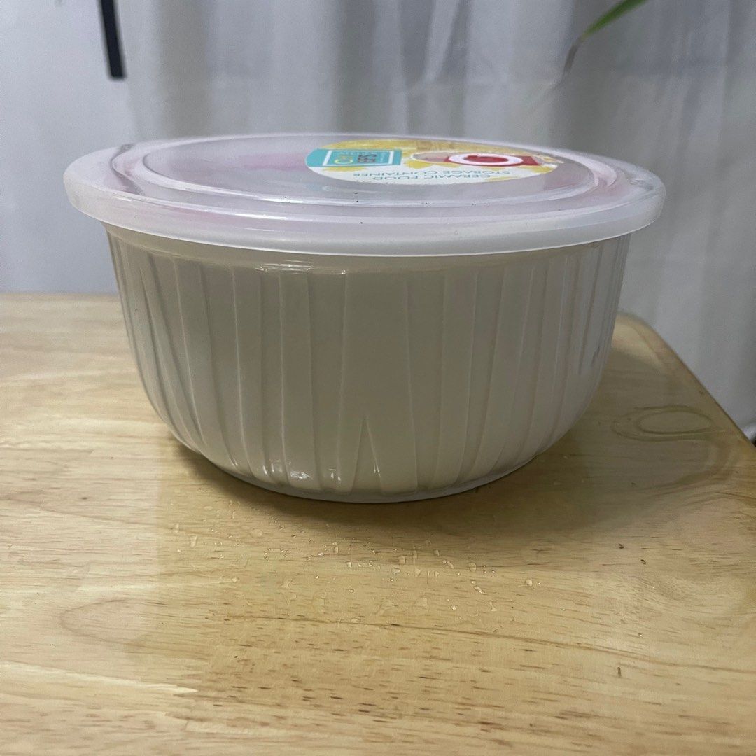 Chefs Atelier Ceramic Food Container with Lid (Category: Cookware & Accessories) located in San Jose. Submitted by salt02 (Listing ID 1325814074, Image 1). Description: Like new Bought in US Microwave and dishwasher safe.
