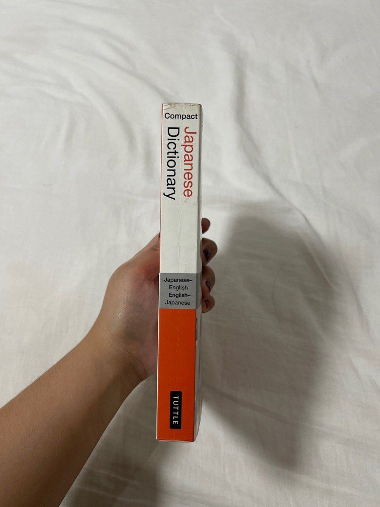 compact japanese dictionary 🇯🇵 for jlpt (Category: Textbooks) located in Quezon City. Submitted by squidsells (Listing ID 1325899585, Image 3). Description: some minor page discoloration and creasing due to use no writings inside, completely clean pages mop: gcash or bpi mod: same day delivery or gogoexpress.