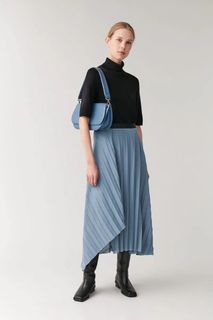 (Category: ) located in . Submitted by artierr (Listing ID 1325891781, Image 1). Description: .