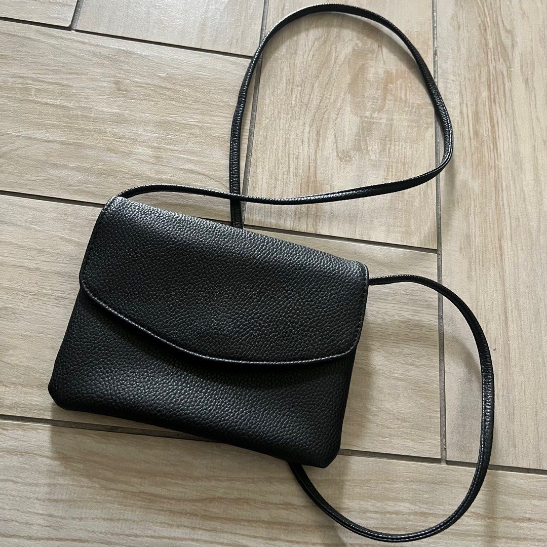 Cotton on small sling bag