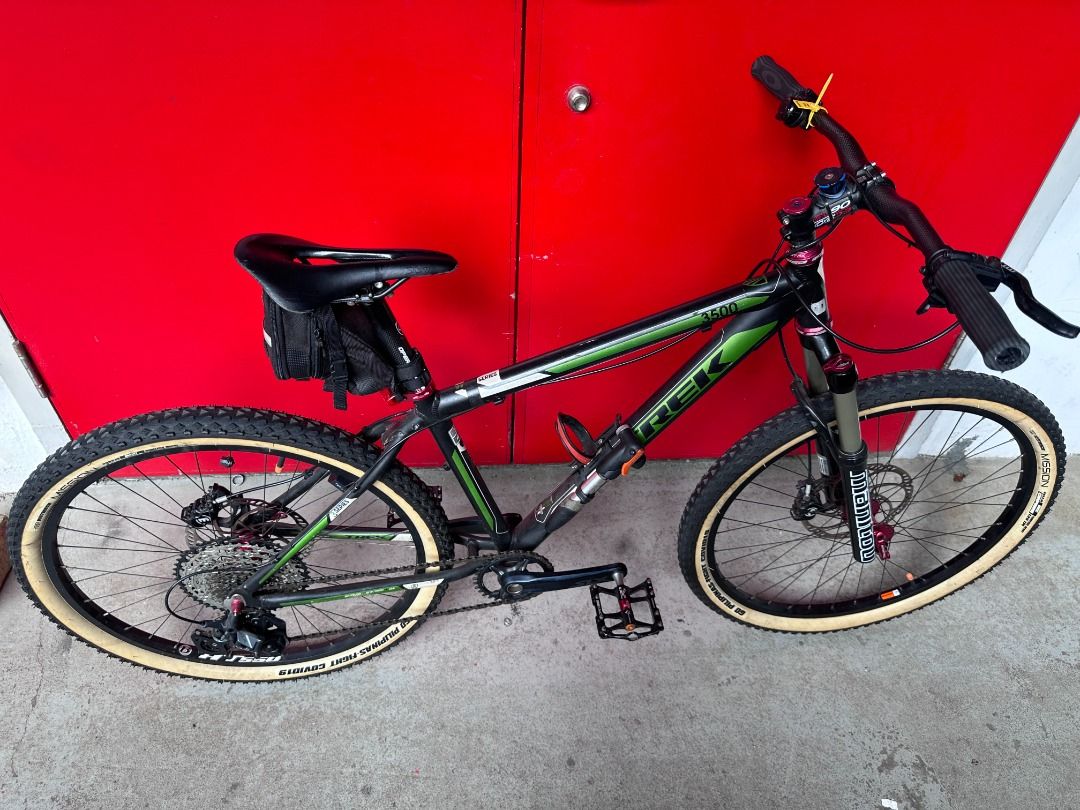 Custom Trek 3500 rebuilt with all new parts Magura MT4 four pot brakes SLX 12 speed Manitou air fork