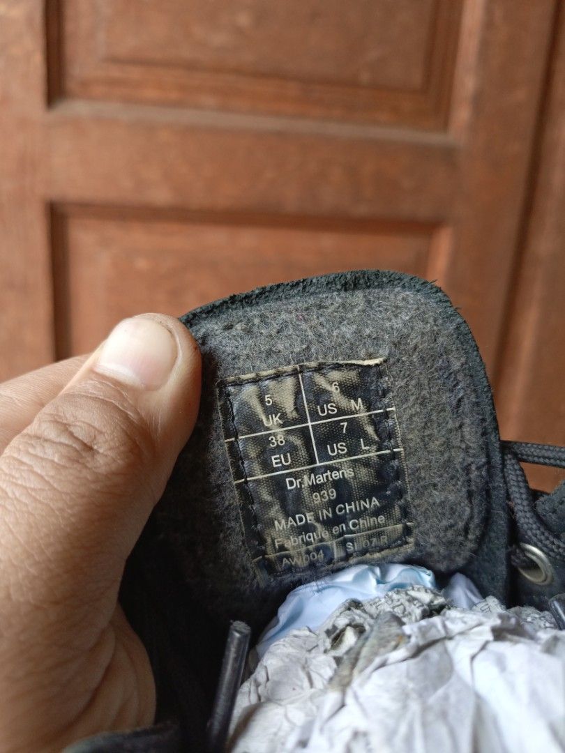 Dr Martens 939 thinsulate black Fesyen Wanita Sepatu di Carousell