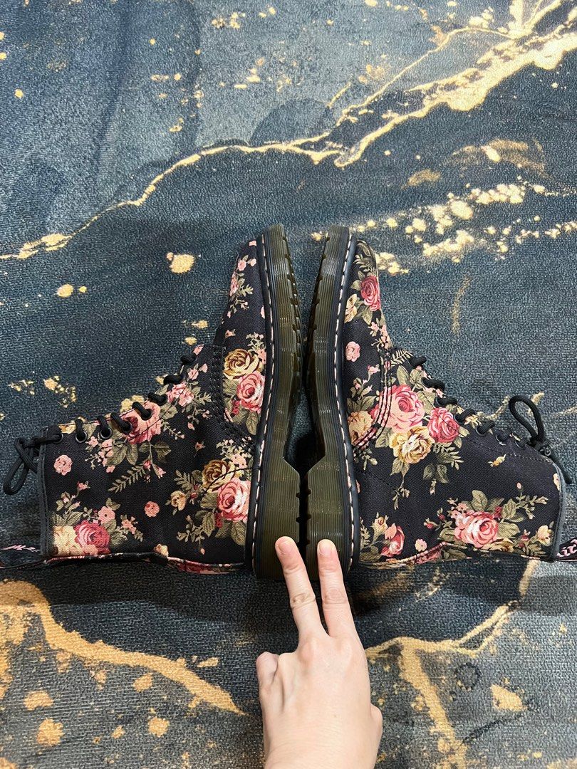 Dr martens victorian outlet