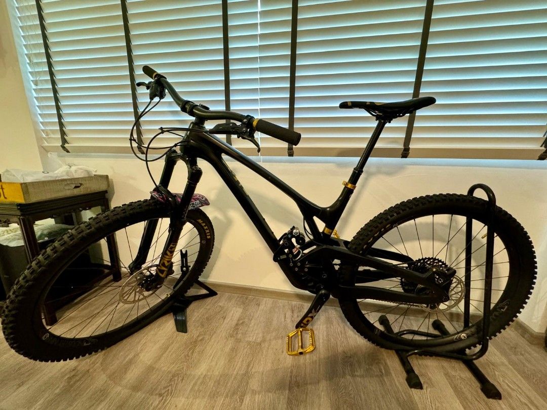 EVIL BIKES Offering V2 Mサイズ OFFERING | FX bikes