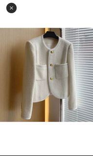 (Category: ) located in . Submitted by 11misseoi (Listing ID 1325902348, Image 1). Description: .