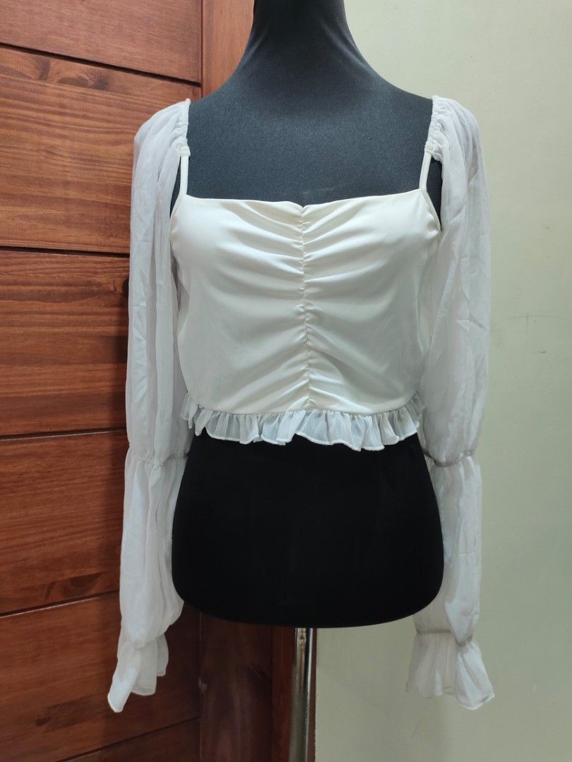 Gathered Sleeve Ruffle Hem Croptop (Category: Longsleeves) located in Paranaque City. Submitted by expectmore.payless (Listing ID 1321369447, Image 3). Description: .
