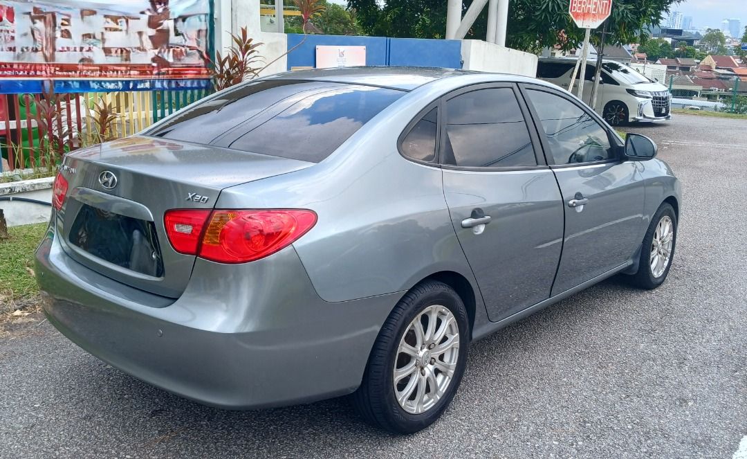 Hyundai ELANTRA X20 Avante 2.0 HIGH SPEC (A) Tip Top Condition, Cars