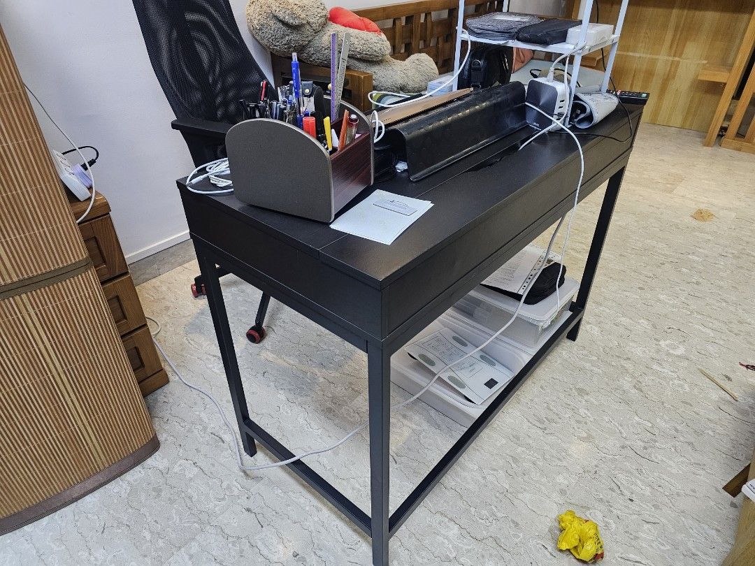 IKEA Study Table (Category: Tables & Sets) located in Singapore. Submitted by francissim888 (Listing ID 1325919459, Image 2). Description: 1m x 0.75m x 0.45m.