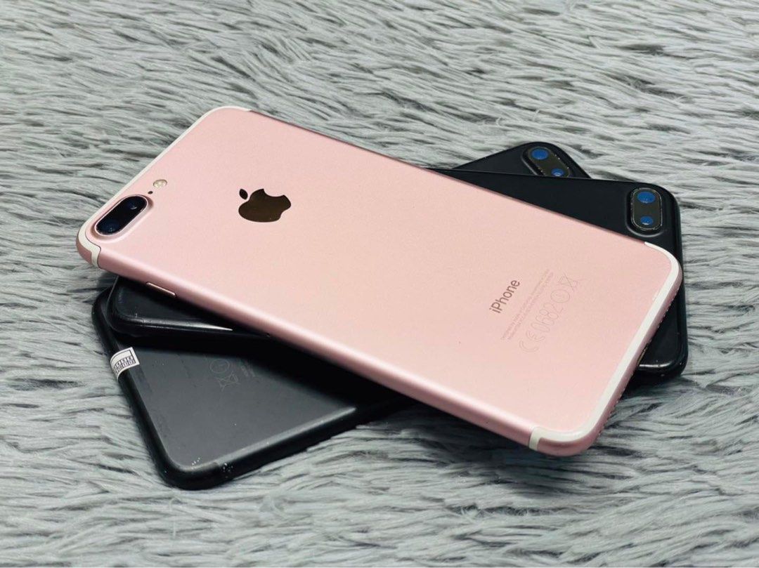 iPhone 7plus 128gb (Category: iPhone 7 Series) located in Manila. Submitted by TekiCashGadgetsph (Listing ID 1325804118, Image 2). Description: (FU) Open-line, any sim working (worldwide) - Guaranteed original iPhone not fake/copy accessories with box Secondhand Good as new not abused! Presentable •Original Lcd • no issue hidden issues • clean apple id / iCloud id • Good batthealth • Good cam front/back • Good Performance • Working touch id • Goo