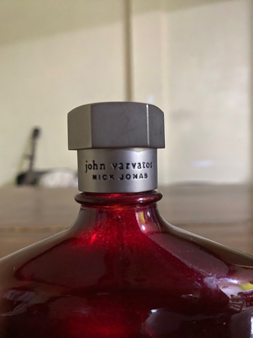 Jan vavartos nick jonas crimason (Category: Fragrance & Deodorants) located in Koronadal. Submitted by bokanism (Listing ID 1325864217, Image 2). Description: Jan vavartos/nick jonas crimson 60ml/100 bottle only Mas Beastmode sya and mas mabango if i cocompare ko sa other frags ko like impact intense, polo red intense, dylan blye, sauvage ultra male..