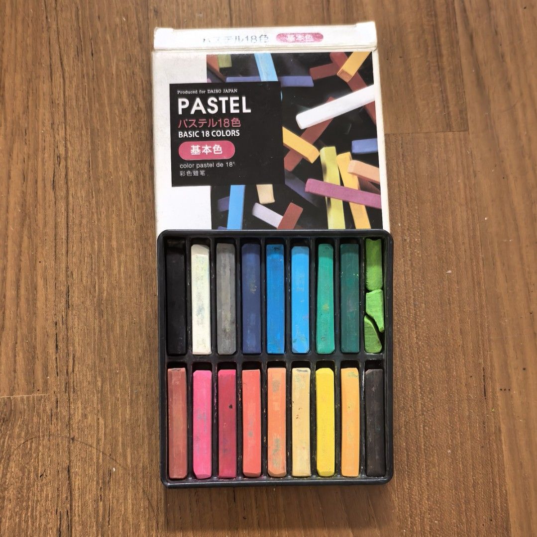 Japanese 18 Colors Pastel, Hobbies & Toys, Stationery & Craft, Craft