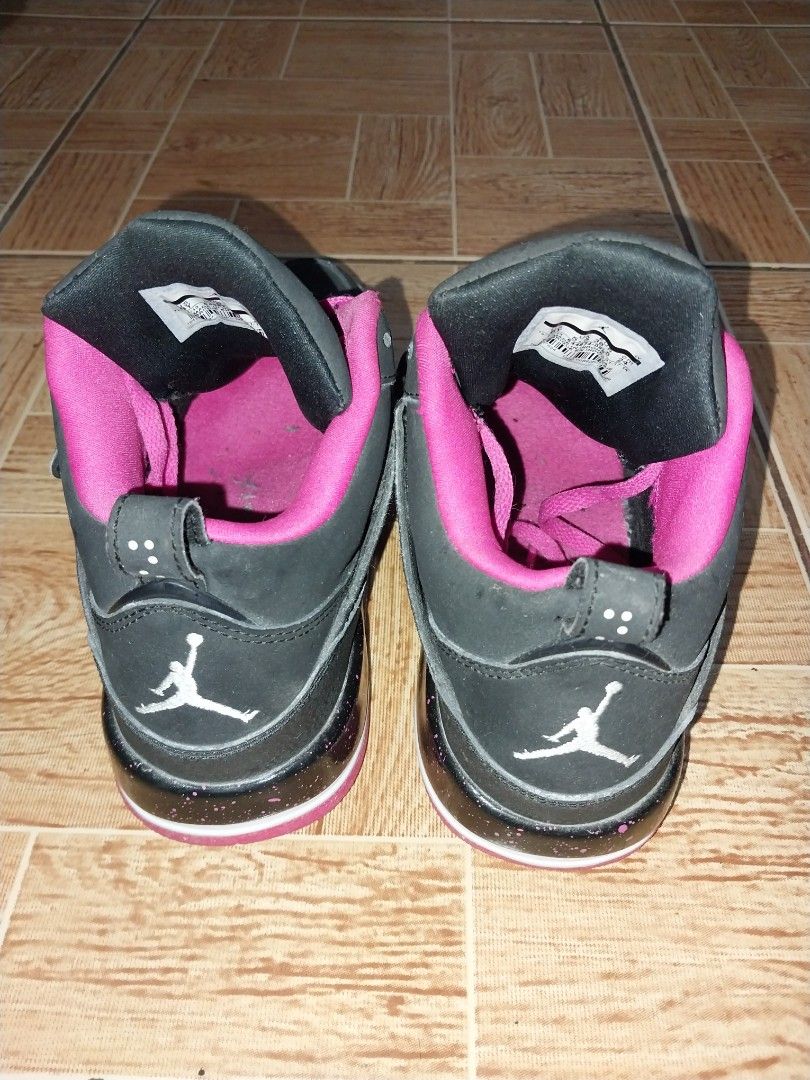 Jordan Flight Youth 45 (Category: Sneakers) located in Manila. Submitted by jl.stuffph (Listing ID 1325858862, Image 3). Description: Used but in good condition Loc: Tondo Manila.