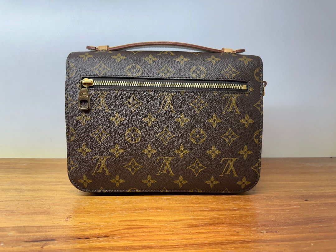 Louis Vuitton Pochette Metis (Category: Luxury Bags & Wallets) located in Quezon City. Submitted by forsale_preowned (Listing ID 1325827629, Image 2). Description: ORIGINAL ITEM !! COMPLETE INCLUSIONS - dustbag - care cards - receipts - paperbag.