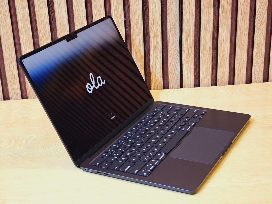 Macbook Air m3 2024 (Category: Laptops & Notebooks) located in San Juan City. Submitted by Karl_Mathew (Listing ID 1325877957, Image 3). Description: Macbook Air m3 2024 8GB RAM 256GB SSD 13.6 inch Brand new Mall price 74,000 My price 54,000.
