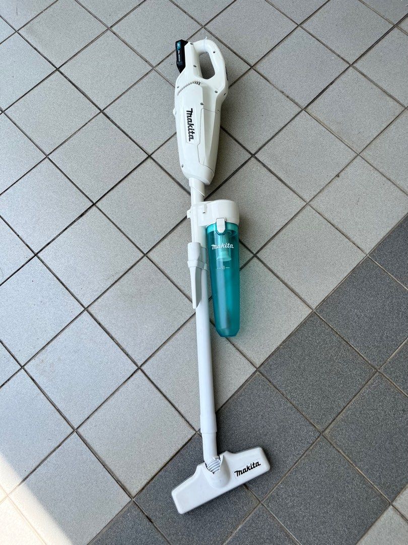 Makita 12v vacuum cleaner top