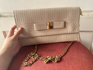 (Kategori: ) berada di . Dikirim oleh preloved_desniard (ID iklan 1325832779, Gambar 1). Deskripsi: .