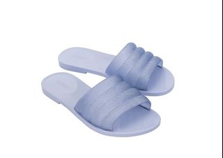 (Category: ) located in . Submitted by yourshoe (Listing ID 1325812188, Image 1). Description: .