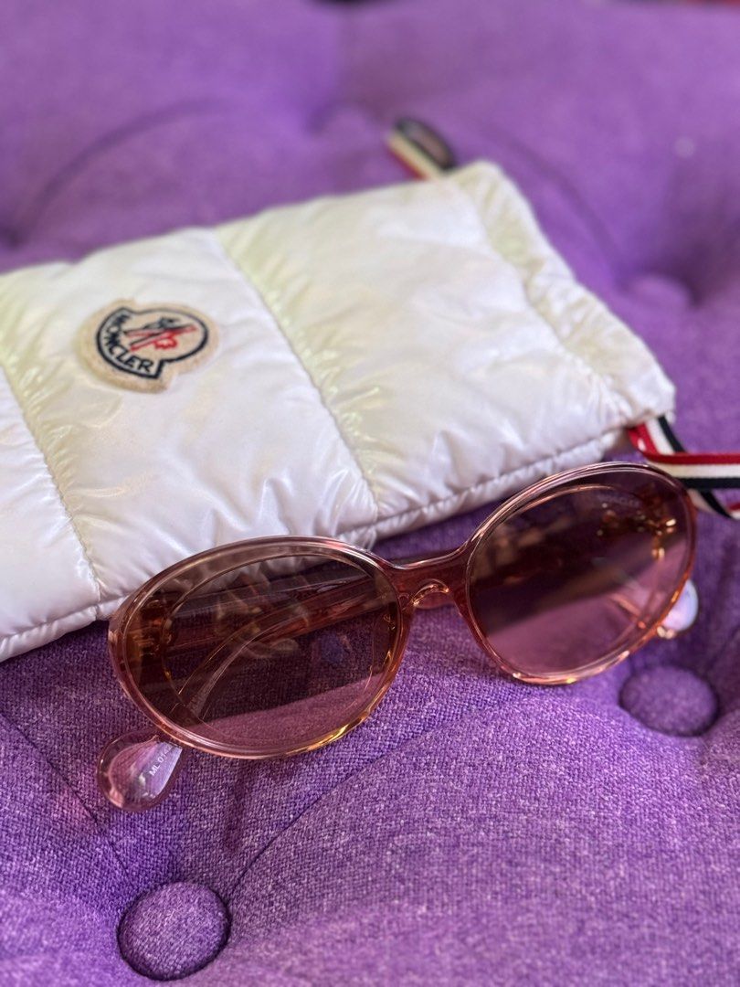 Moncler Pink/Purple Shades (Category: Sunglasses & Eyewear) located in Makati City. Submitted by r0w33 (Listing ID 1325867047, Image 3). Description: .
