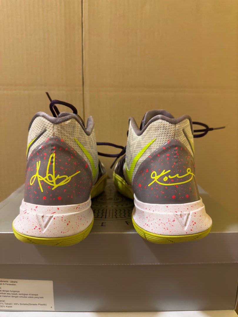 Kyrie 5 thanos top