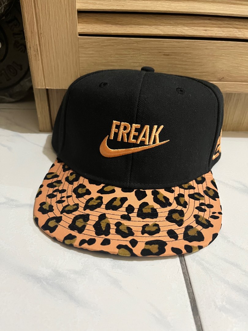 freak cap nike