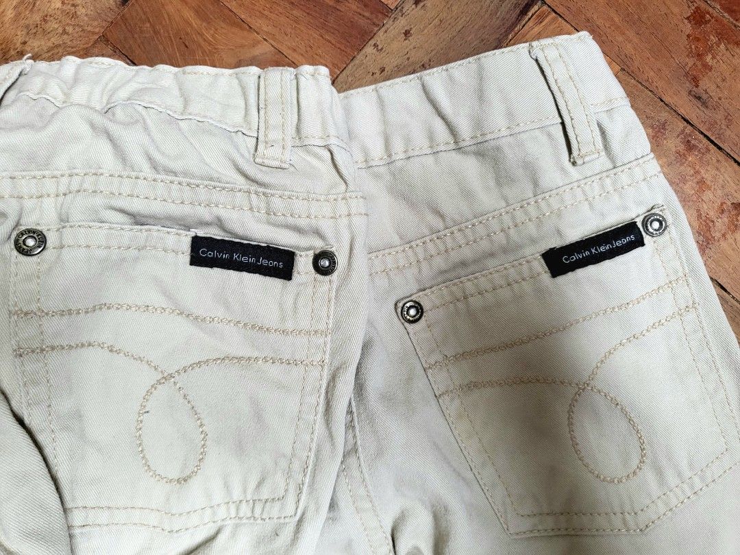 Original Calvin Klein Khaki Pants (Category: Babies & Kids Fashion) located in Makati City. Submitted by RedStore (Listing ID 1325817328, Image 1). Description: Original Calvin Klein Khaki Unisex Pants Kids 2 Pairs Available Excellent Condition Size 4T Width: 20 Length: 24 Php 250 each Makati pickup Lalamove /shipping c/o buyer Call/text:09299560779.