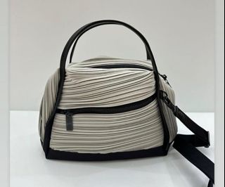 (Kategori: ) berada di . Dikirim oleh iselleverythingjkt (ID iklan 1325969131, Gambar 1). Deskripsi: .