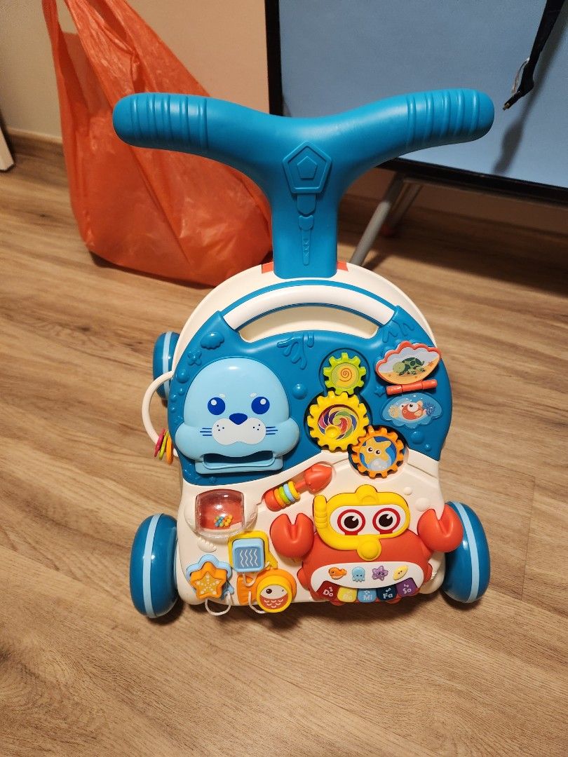 Preloved baby walker