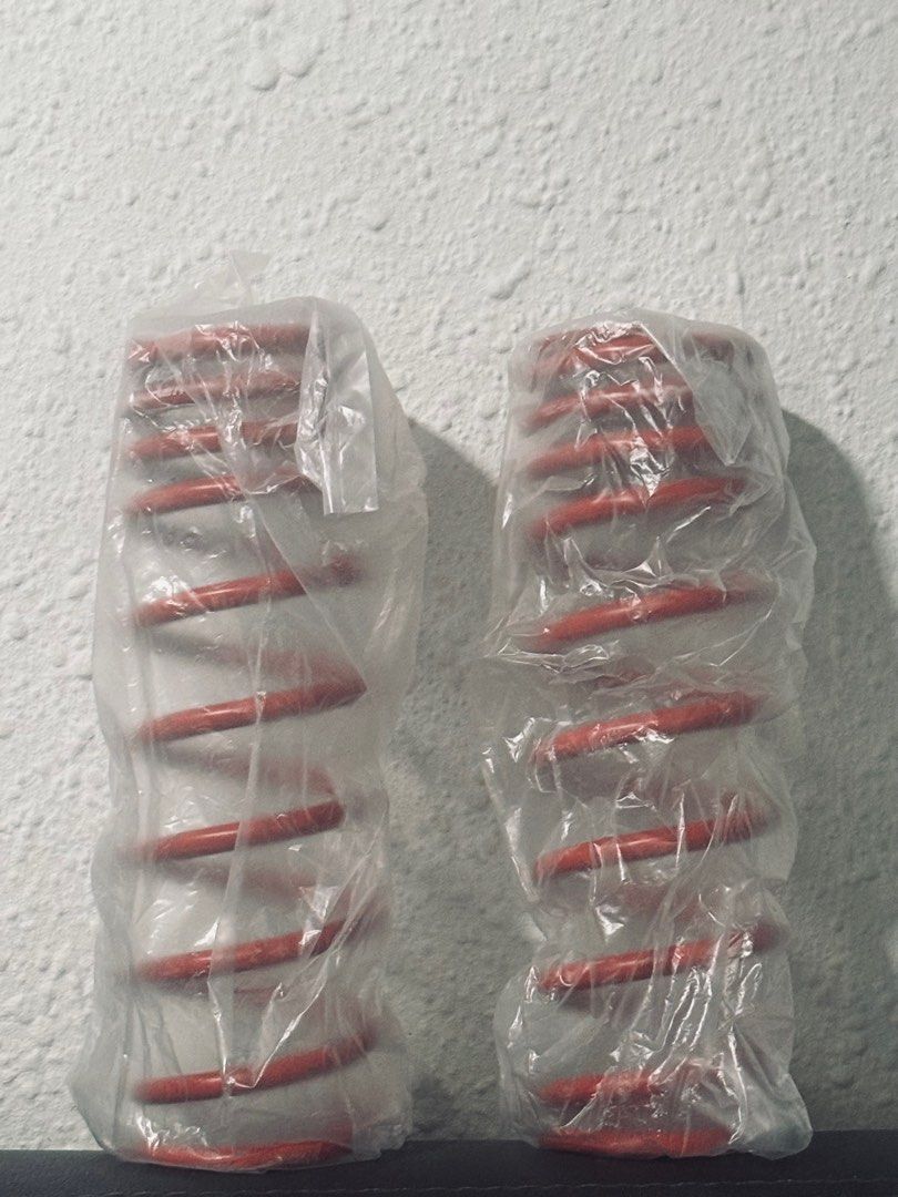 Profender spring (Category: Motorcycle Accessories) located in Singapore. Submitted by lliihha (Listing ID 1325860327, Image 1). Description: Can nego.