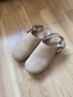 (Category: ) located in . Submitted by chloeneedstosave (Listing ID 1325842026, Image 1). Description: .
