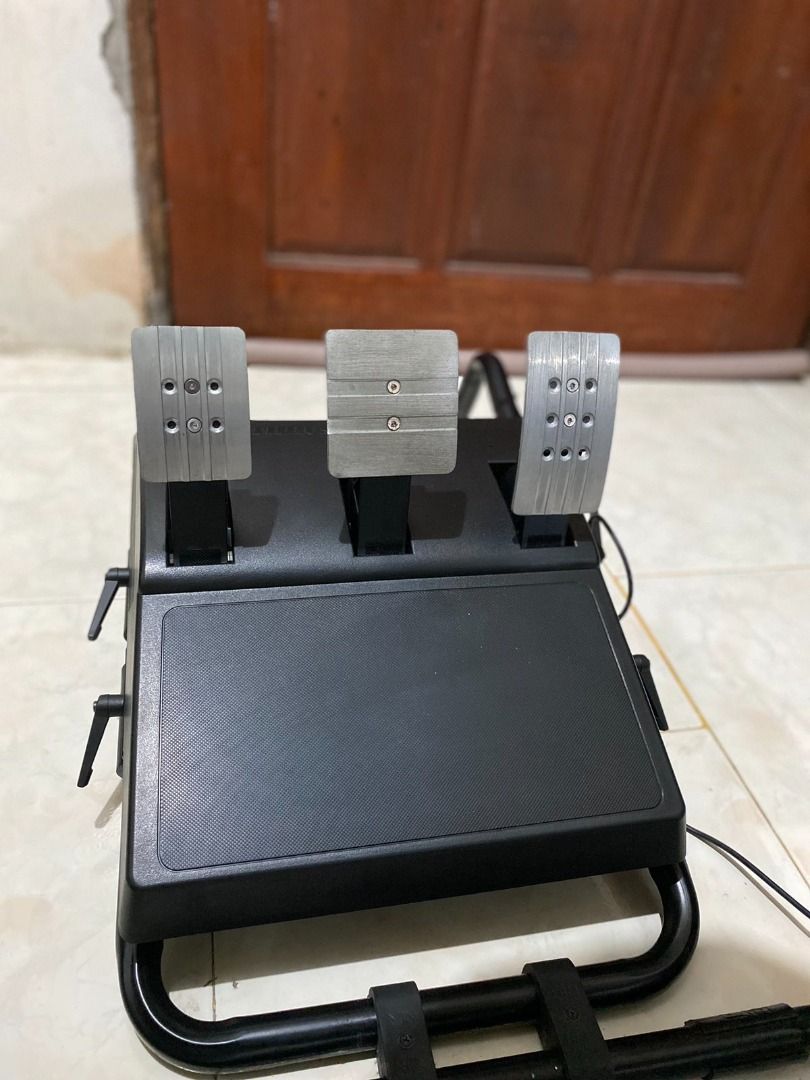 Racing Wheel Thrustmaster T300 RS GT + GT Lite Cockpit, Video Gaming