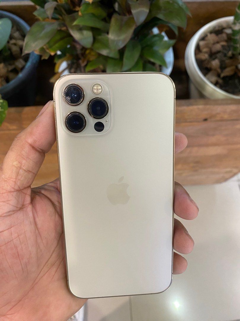 Secondhand iPhone 12Pro 128gb HK variant (Category: iPhone 12 Series) located in Manila. Submitted by orlandotub99548 (Listing ID 1325844004, Image 3). Description: Available iPhone 12Pro 128gb Secondhand Hk variant 93% battery health See pic for more details Pickup store secondfloor Greenhills Shopping Center Stall no.Y-40 near admin office 📌We accept Gcash 📌We accept banktrans 📌We accept Ggives 📌We accept credit card 📌we do Cod door to doo