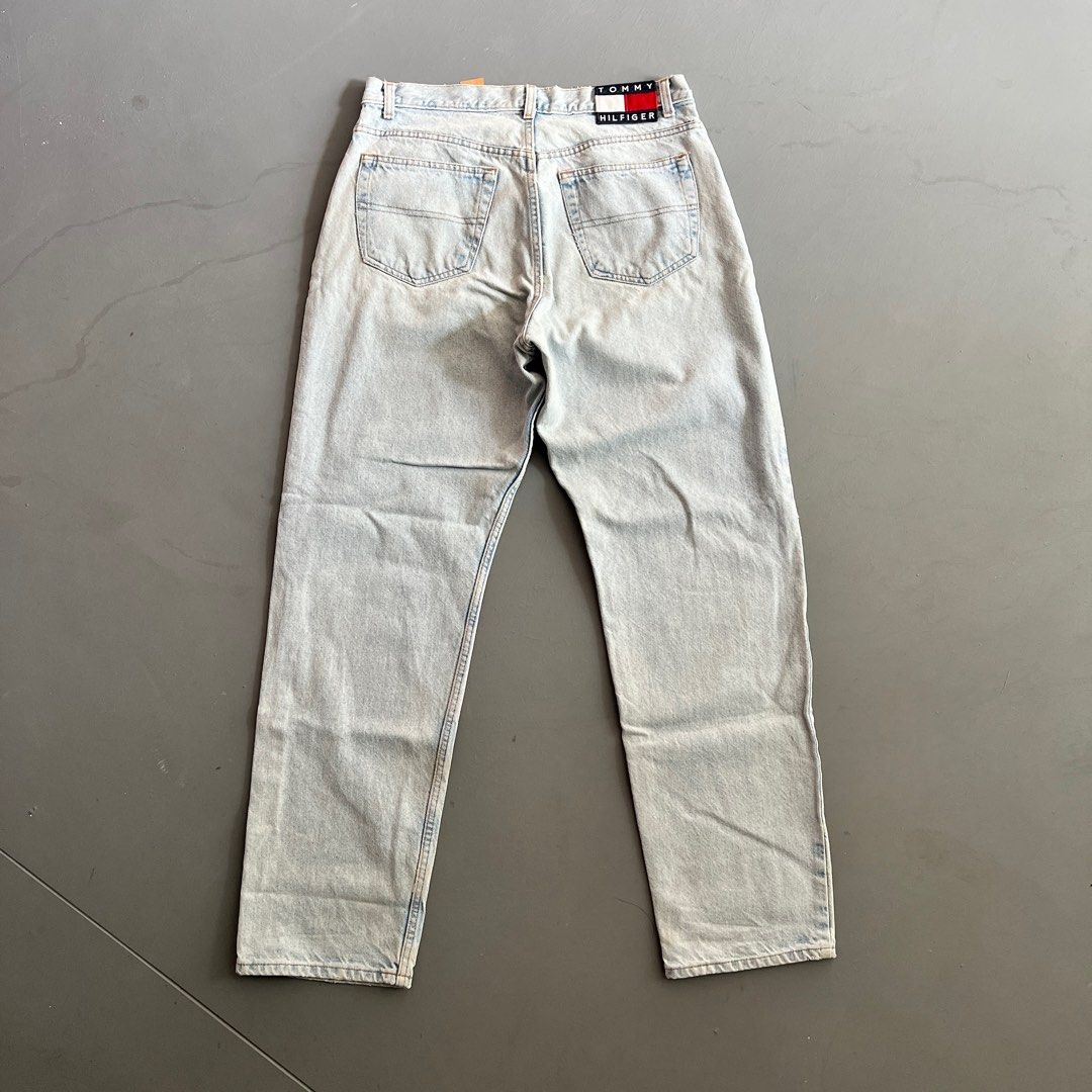 tommy hilfiger light wash jeans
