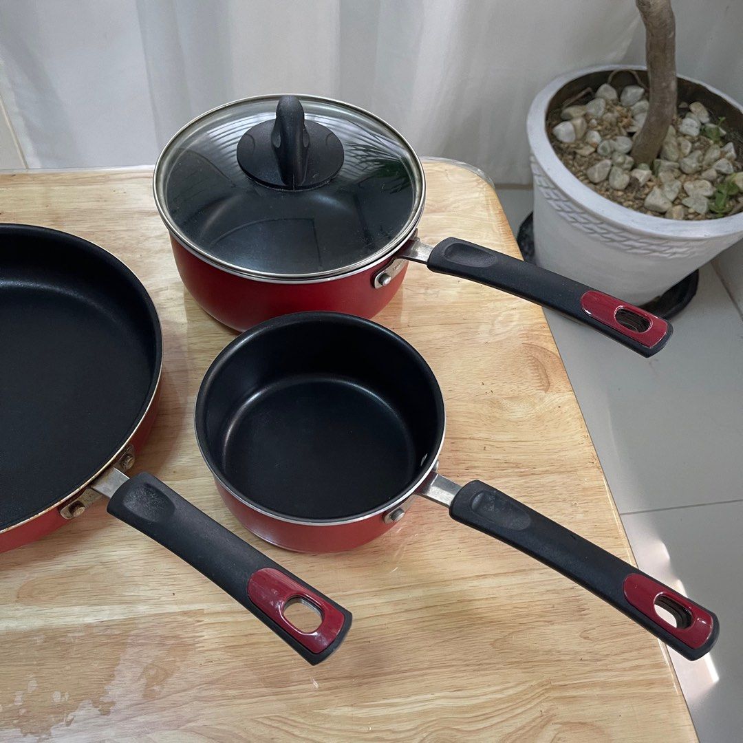Tramontina 3 pcs Non Stick Cookware Pans Assorted Sizes (Category: Cookware & Accessories) located in San Jose. Submitted by salt02 (Listing ID 1325809037, Image 2). Description: Bought in US What you see is what you get 2 pcs were never been used 1 is slightly used.