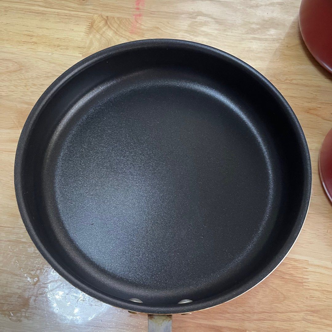 Tramontina 3 pcs Non Stick Cookware Pans Assorted Sizes (Category: Cookware & Accessories) located in San Jose. Submitted by salt02 (Listing ID 1325809037, Image 3). Description: Bought in US What you see is what you get 2 pcs were never been used 1 is slightly used.