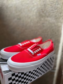 (Category: ) located in . Submitted by shoe4less21 (Listing ID 1325849333, Image 1). Description: .