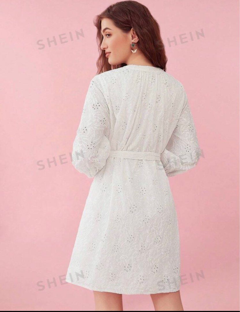 White dress (Category: Dresses) located in Mandaluyong City. Submitted by mpa03 (Listing ID 1325904468, Image 2). Description: Wore once (2hrs) Size medium fit for small also.