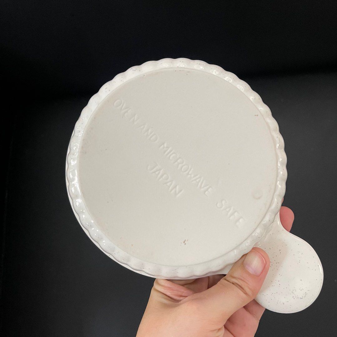 White Ramekin Souffle Condiment or Custard Dish with handle (Category: Bakeware) located in San Jose. Submitted by salt02 (Listing ID 1325817005, Image 3). Description: From US Like new No logo/ brand.