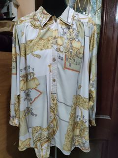 (Category: ) located in . Submitted by zerra.wardrobe (Listing ID 1325935294, Image 1). Description: .
