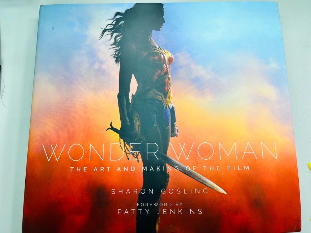 Wonder Woman: The Art and Making of the Film 神力女超人電影設定集 #蛇年行大運, 書籍、休閒與 ...